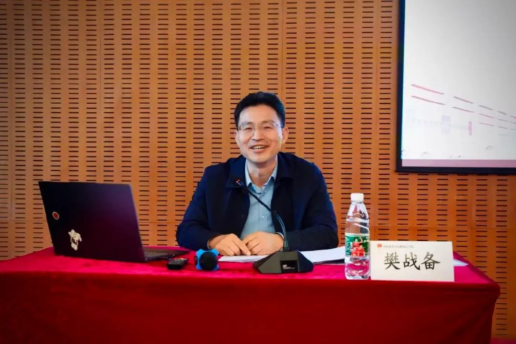 哪里可以找到适合青少年的篮球训练策略_0